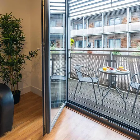 Centre - Balcony - Secure Parking - China Town - Arcadian - 37arc Apartamento